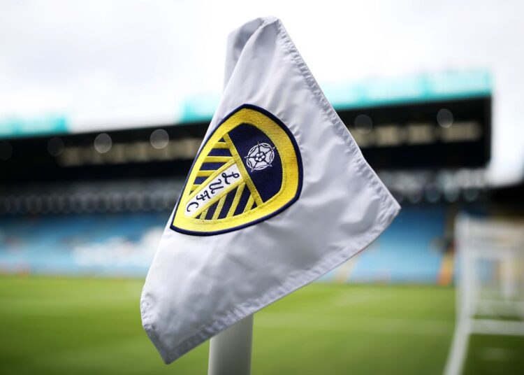 Leeds se prepara para llegar a un acuerdo a finales de agosto con un hombre de 6 pies 4 pulgadas de la Premier League