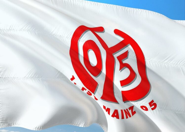 Mainz espera hacerse con el delantero Sieb tras la recompra del Bayern
