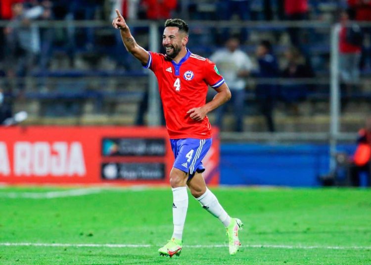 Mauricio Isla ya conoce el club al que debe ir después de Copa América - Te Caché!