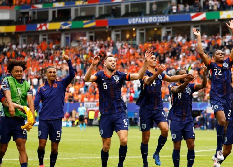 Países Bajos vence a Polonia con gol agónico de Weghorst en la Eurocopa