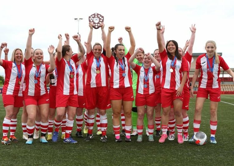 Easington Sports v Thame United (Thames Valley League Plate Final