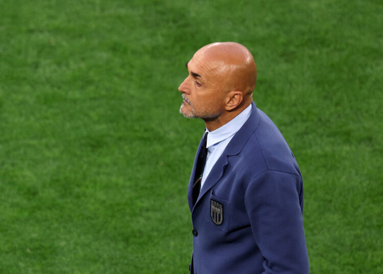 Spalletti, irritado por las implicaciones de Italia y Barella tras la victoria por 2-1