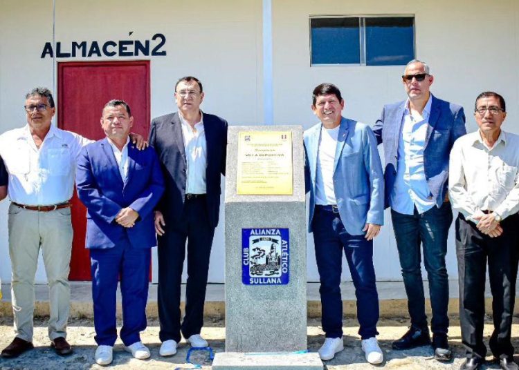 Con la presencia de Agustín Lozano, Alianza Atlético inauguró su Villa Deportiva. Foto: Facebook Asociación Deportiva Alianza Sullana