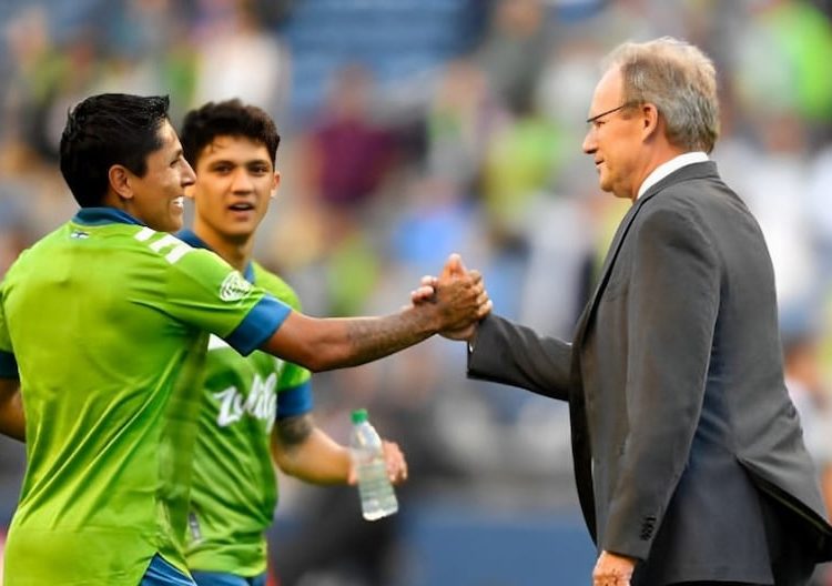 DT de Seattle Sounders mandó mensaje a Raúl Ruidíaz: “Me gustaría conservarlo”