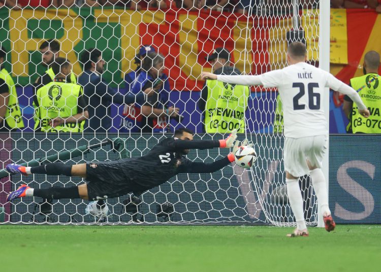 EURO 2024 | Portugal 0-0 Eslovenia: CR7 llora, Diogo Costa, el héroe de la tanda de penaltis