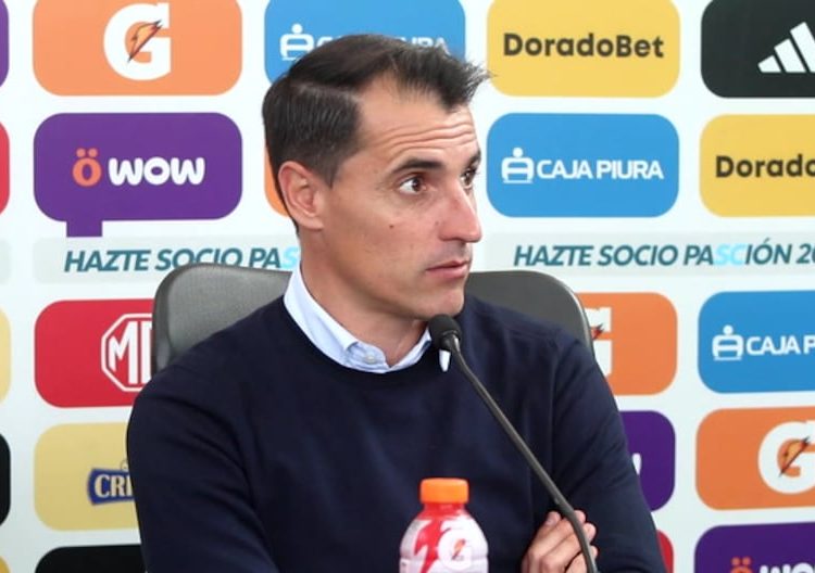 Farré tras salidas de Ignácio y Grimaldo: “Necesitamos a un jugador que releve la competencia interna”