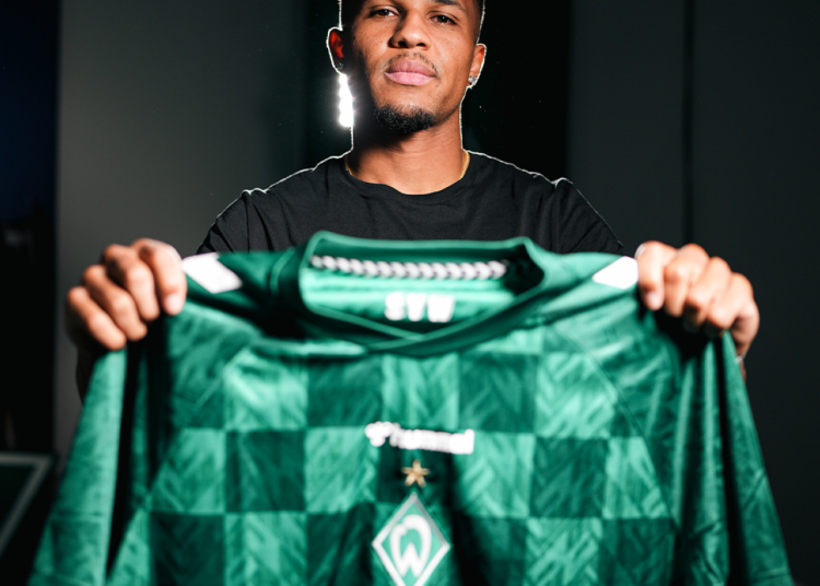 Felix Agu amplía su contrato con el Werder