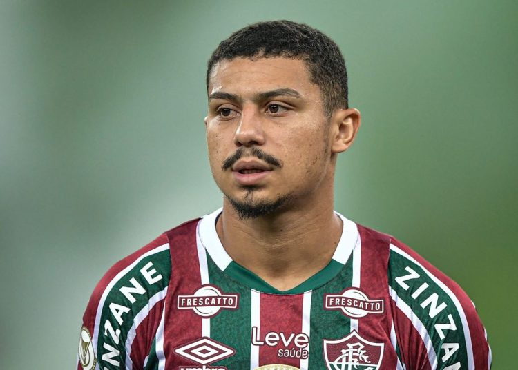 Fluminense vende a André al Fulham por un precio récord