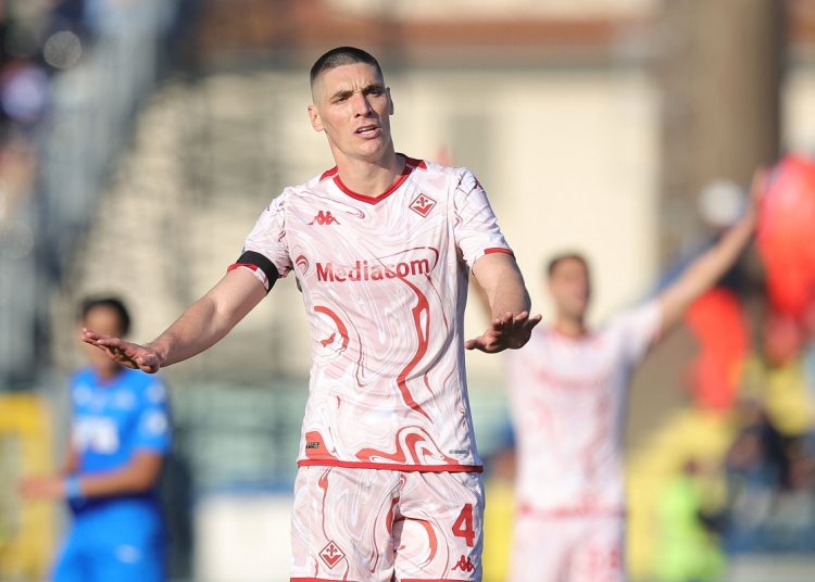 Milenkovic: "Cuando Fiorentina y Nottingham Forest esperan cerrar un acuerdo con el internacional serbio" - Football Italia