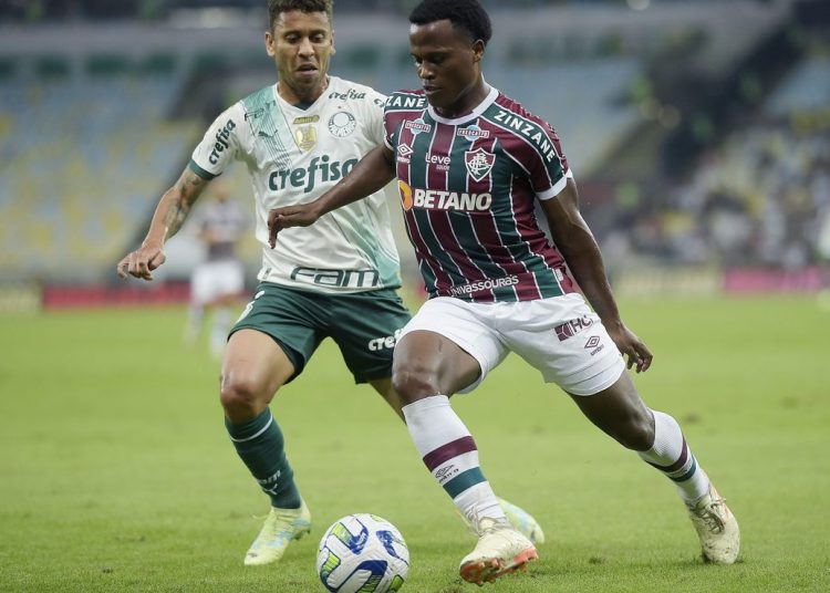 Tabú mantenido: Palmeiras pierde ante Fluminense y se distancia de la dirigencia del Brasileirão