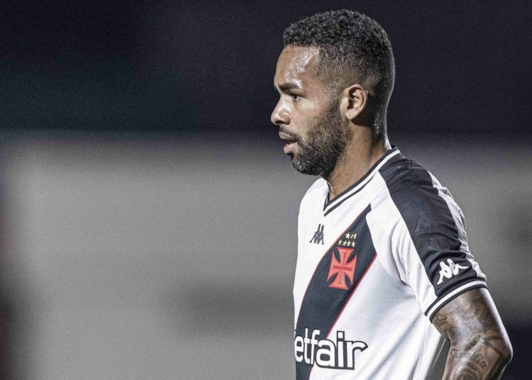 Alex Teixeira está relacionado y podría reforzar al Vasco en la Copa de Brasil