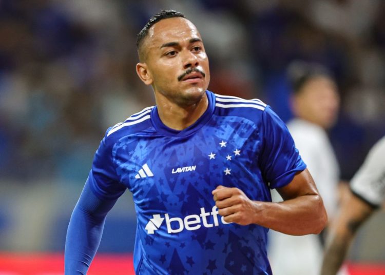 El delantero del Cruzeiro se destaca en la ronda del fútbol japonés - ¡Compruébalo!