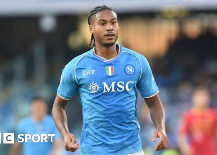 Jens Cajuste wearing Napoli's blue and white kit during a match