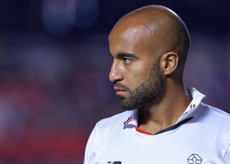 Lucas Moura lamenta confusión entre Palmeiras x São Paulo