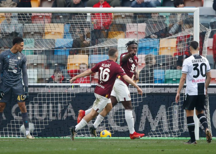 Victoria del Torino por 3-0, Como y Cagliari empatan