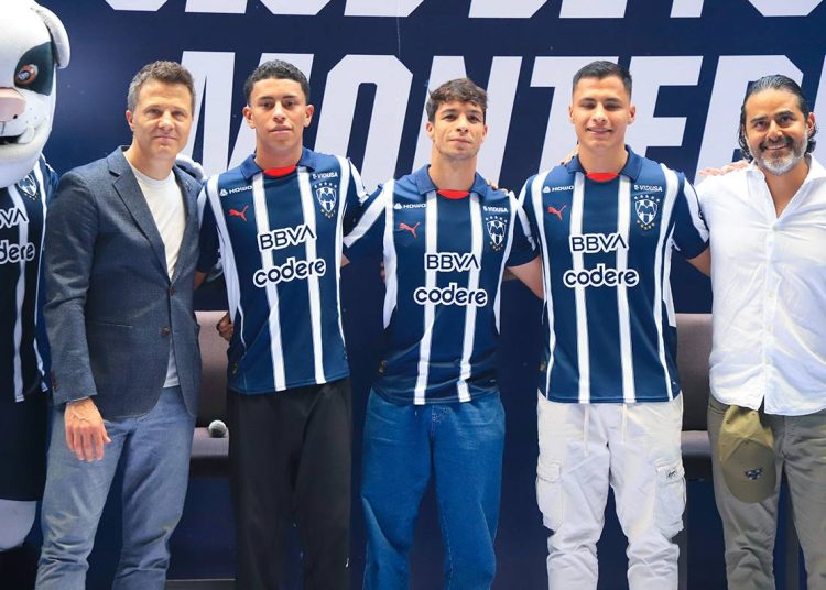 ¿Qué es la Bloke Core? Tendencia adoptada en la nueva jersey de Rayados