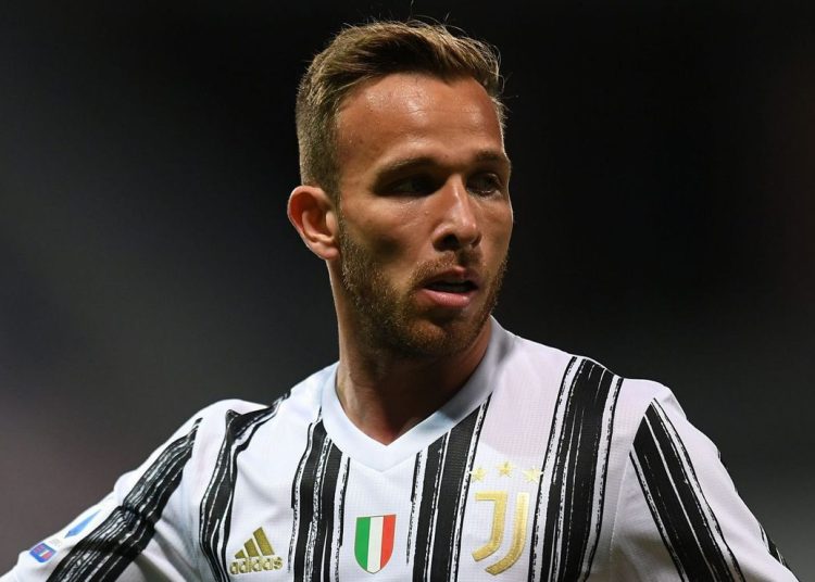 Arthur, ex-Grêmio, no tiene oportunidades en la Juventus de Italia