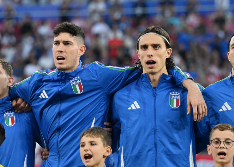 Calafiori y Bastoni representan una nueva generación de defensores azzurri después de la EURO 2024