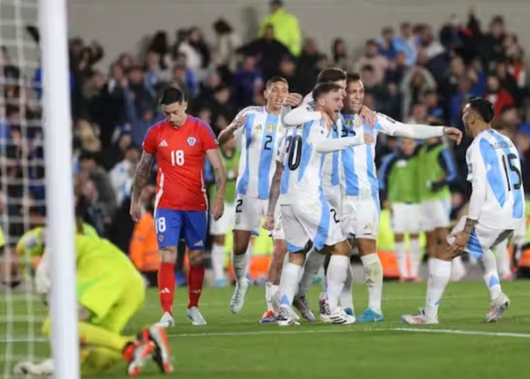 (Goles) La Roja fue goleada por Argentina y se complica en estas Eliminatorias - Te Caché!