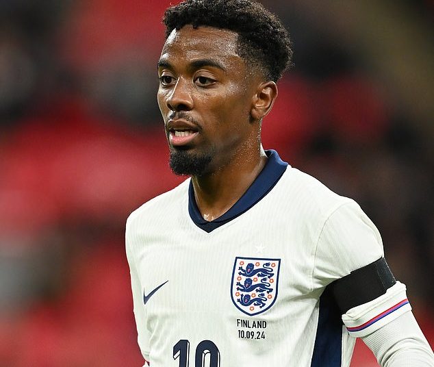 Según se informa, Newcastle ha convertido a la nueva estrella de Inglaterra, Angel Gomes, en su principal objetivo para enero.