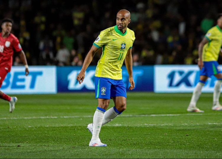 Lucas Moura gana moral en la selección y regresa a São Paulo