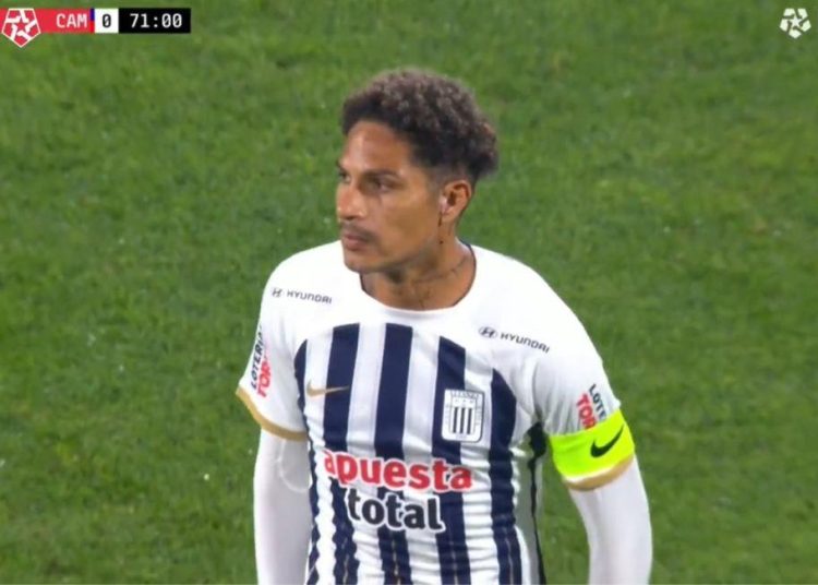 Paolo Guerrero debutó con camiseta de Alianza Lima. Foto: Captura