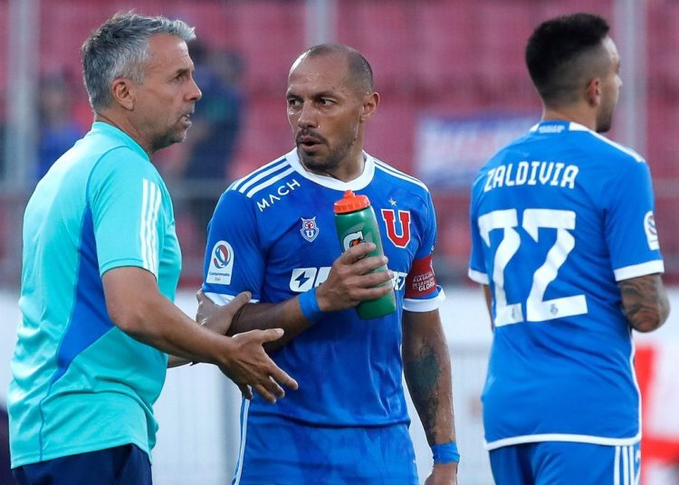 "Si queremos salir campeón...": Aseguran que Marcelo Díaz y otros jugadores de la 'U' apretaron a Gustavo Álvarez - Te Caché!