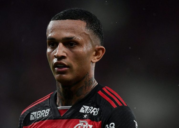 Wesley quiere mejorar en Flamengo y contrata profesionales del rendimiento